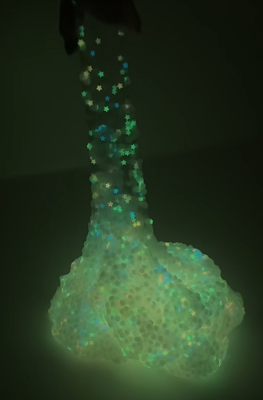 GLOW IN THE DARK SLUSHEE SLIME ASMR!